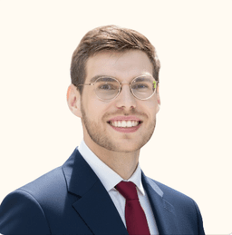 Alex Tapio, founder of Finamodel and ex-Deloitte financial modelling expert